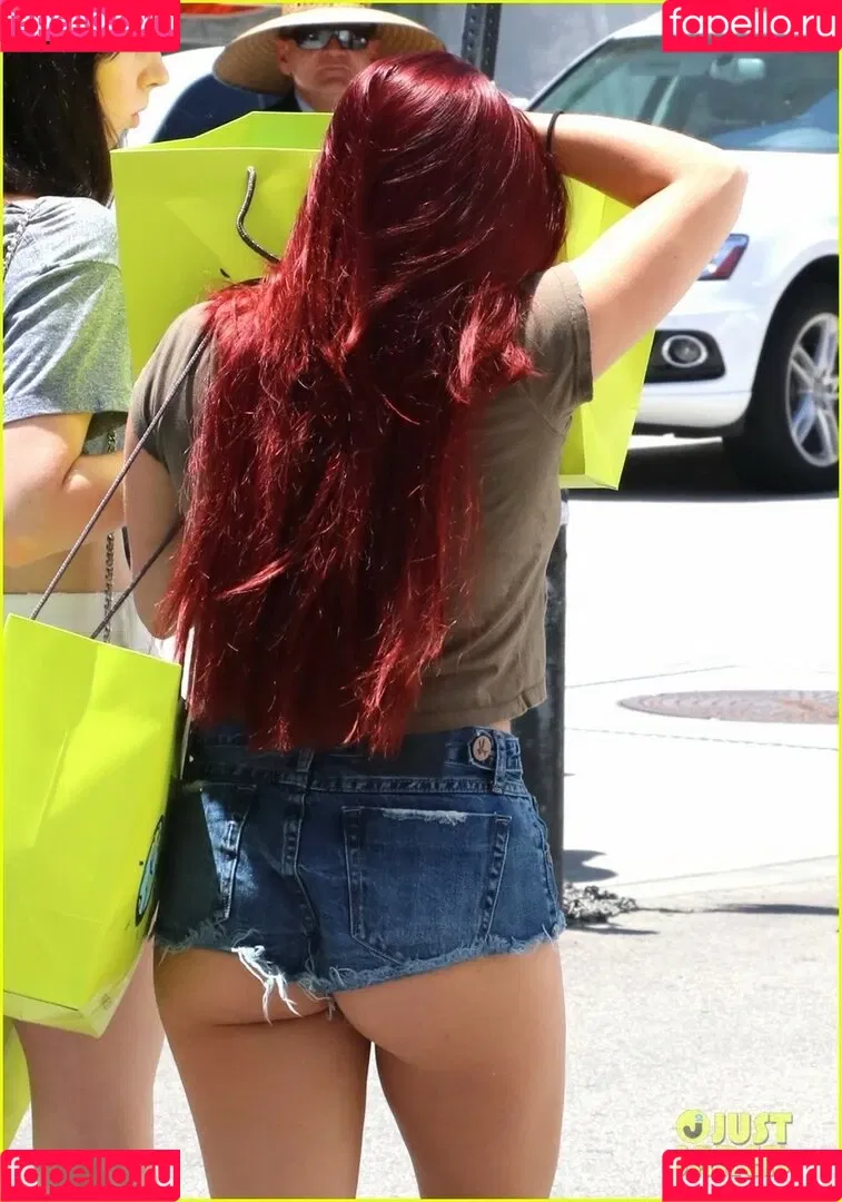 Ariel Winter Onlyfans Photo Gallery 