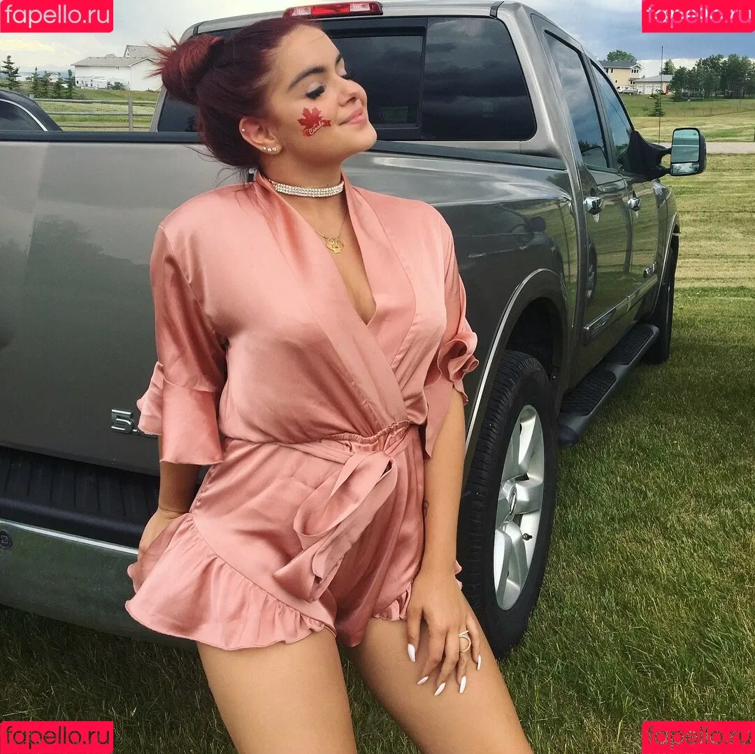 Ariel Winter Onlyfans Photo Gallery 