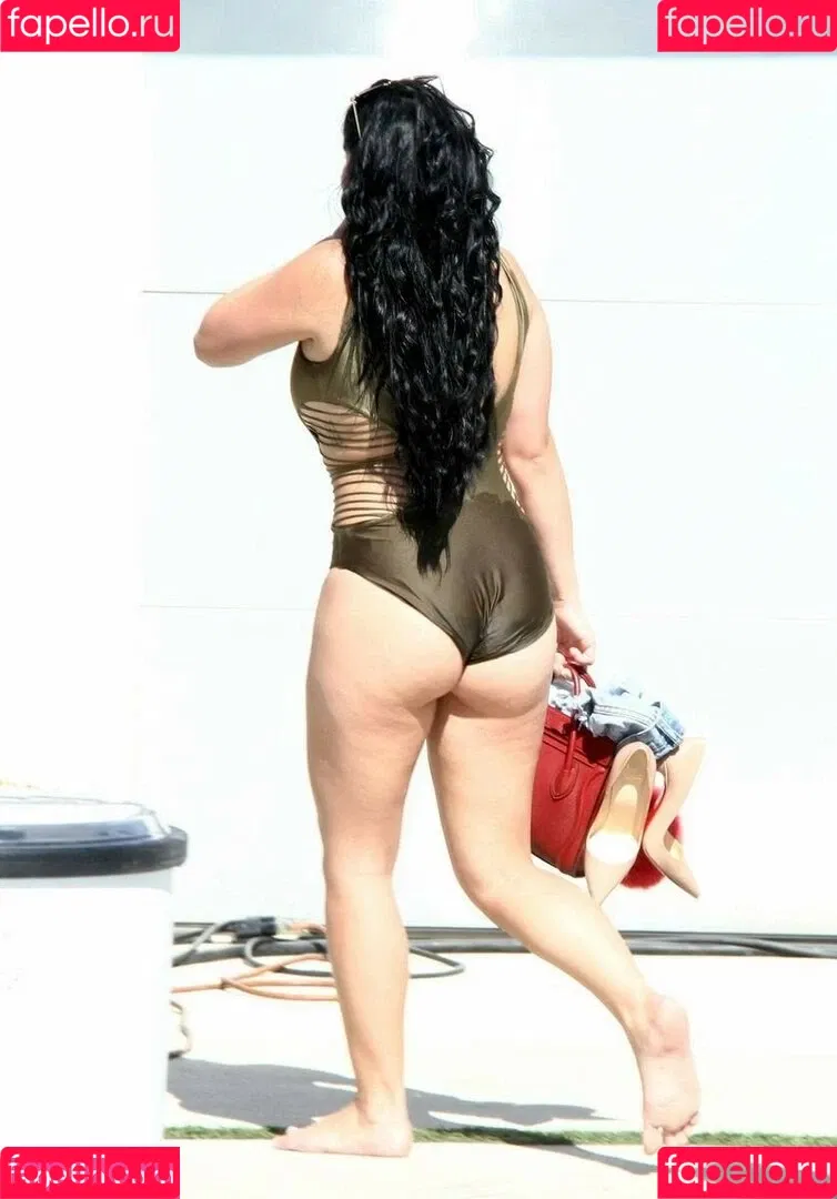 Ariel Winter Onlyfans Photo Gallery 