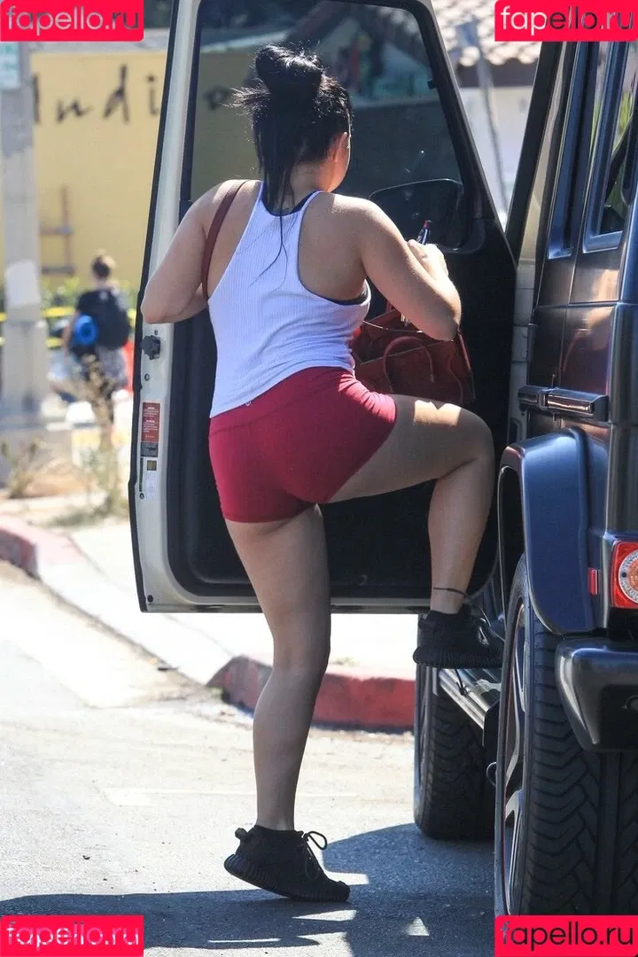 Ariel Winter Onlyfans Photo Gallery 