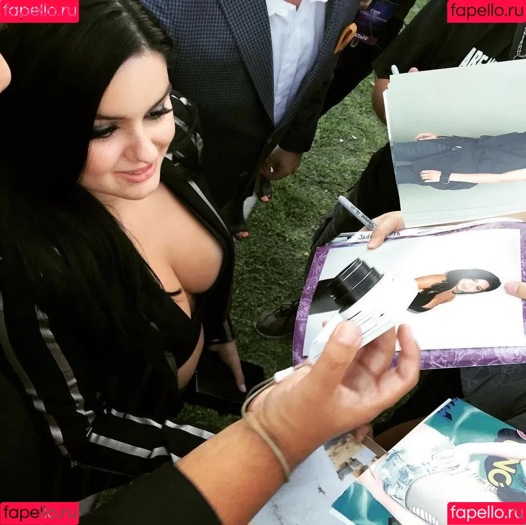 Ariel Winter Onlyfans Photo Gallery 