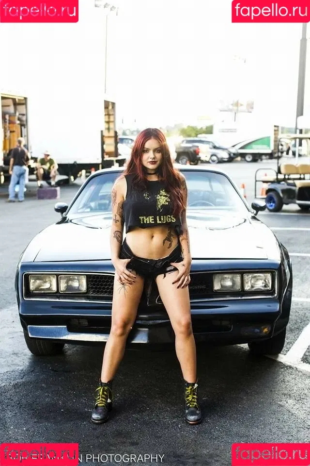 Ariel Winter Onlyfans Photo Gallery 