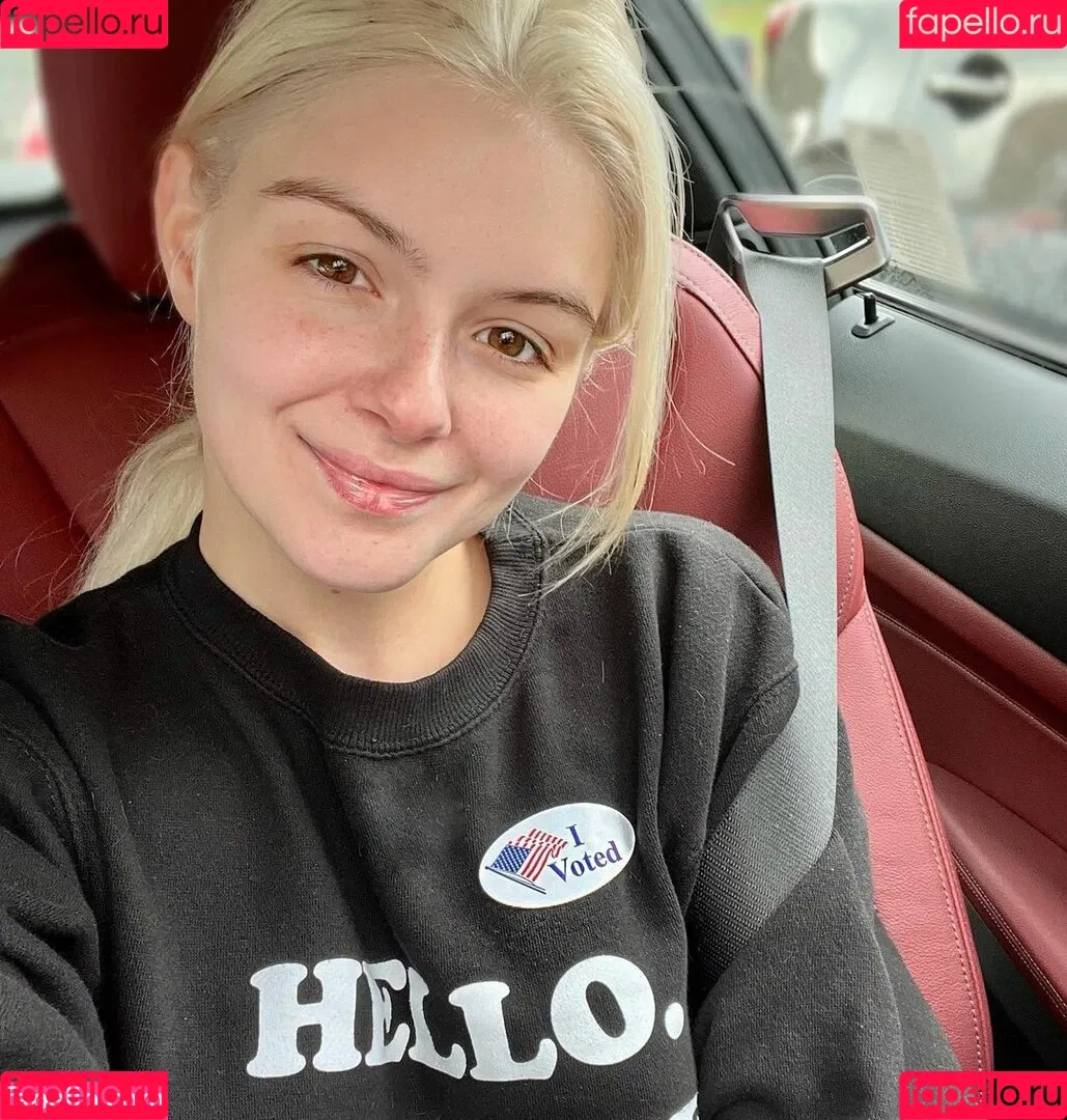 Ariel Winter Onlyfans Photo Gallery 