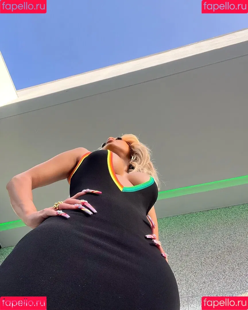 Saweetie Onlyfans Photo Gallery 