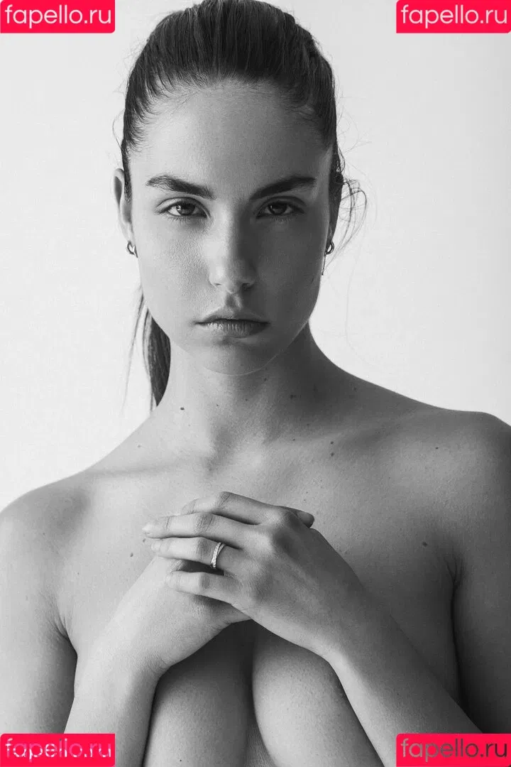 Rebecca Bagnol Onlyfans Photo Gallery 