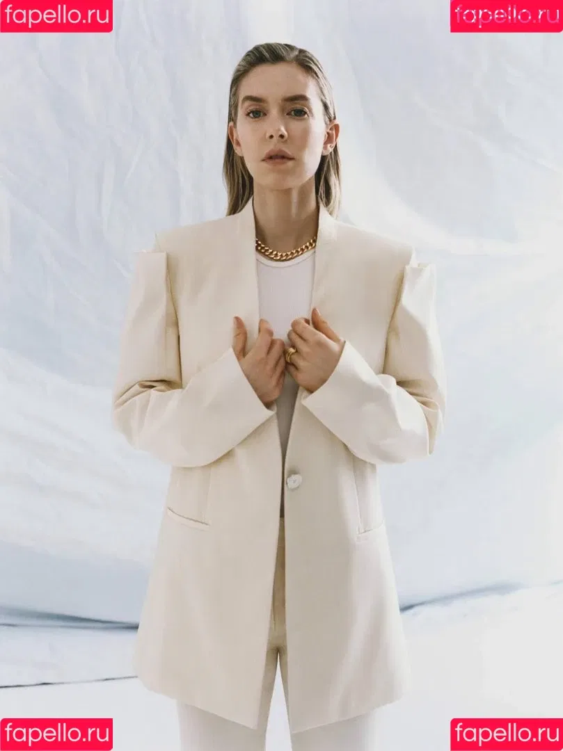 Vanessa Kirby Onlyfans Photo Gallery 