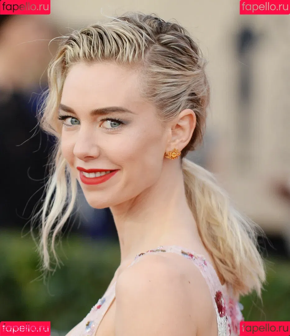 Vanessa Kirby Onlyfans Photo Gallery 