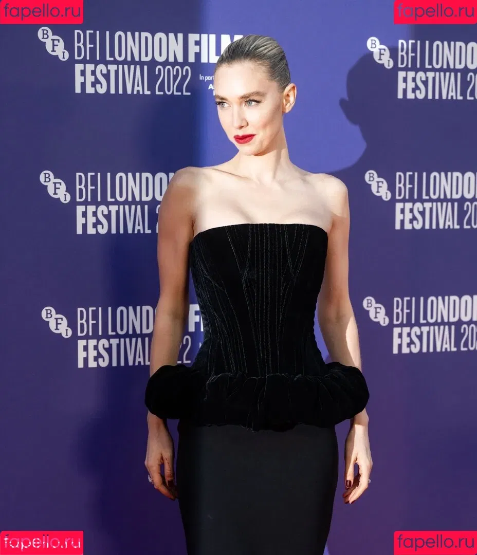 Vanessa Kirby Onlyfans Photo Gallery 