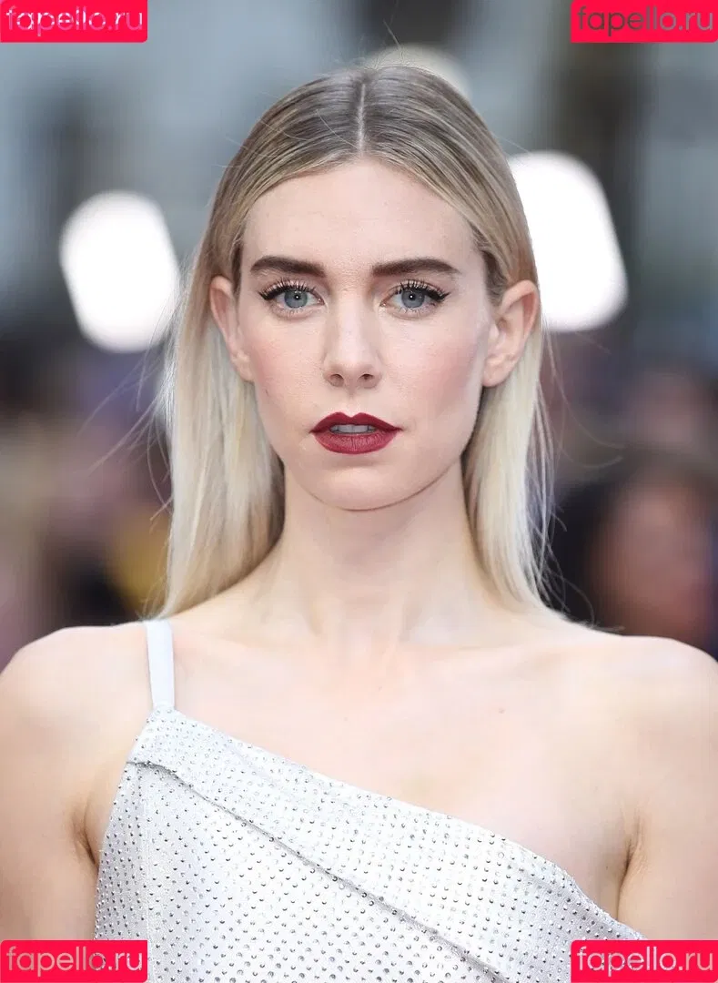 Vanessa Kirby Onlyfans Photo Gallery 