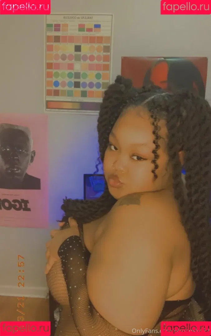 bimbosim22 Onlyfans Photo Gallery 