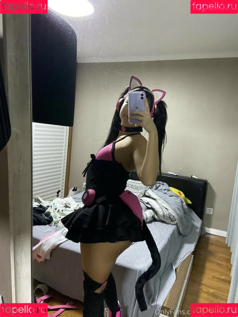 Rairainana Onlyfans Photo Gallery 