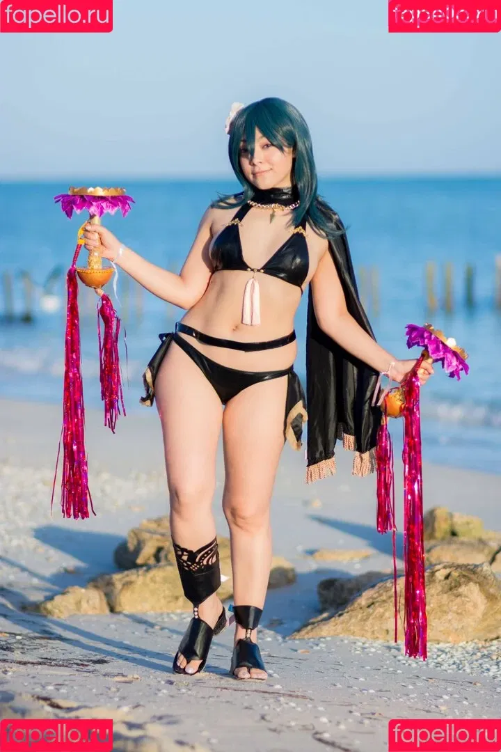 Hitomi Locks Onlyfans Photo Gallery 