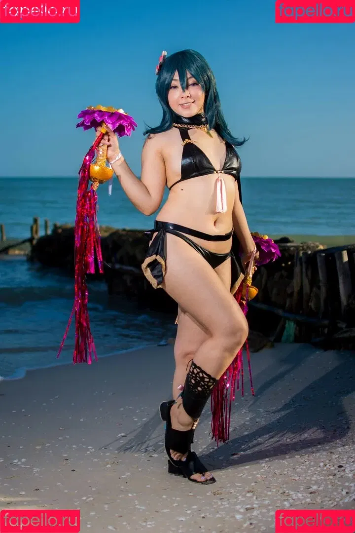 Hitomi Locks Onlyfans Photo Gallery 