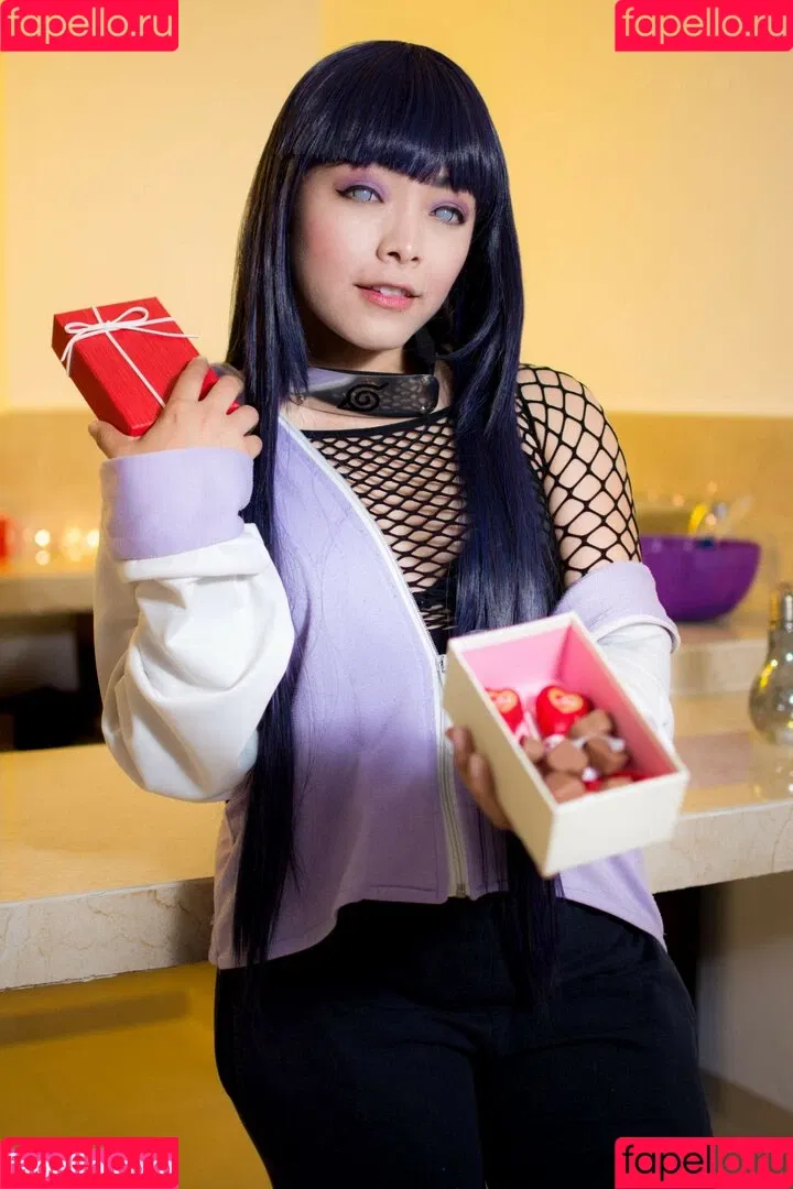 Hitomi Locks Onlyfans Photo Gallery 