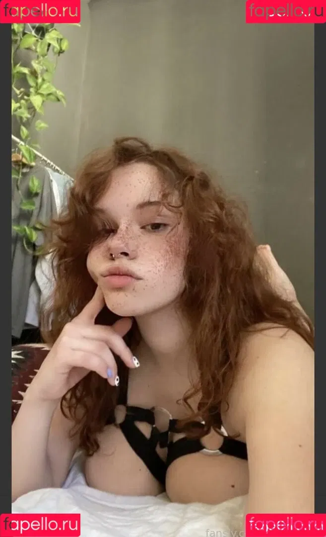 SofiaPika Onlyfans Photo Gallery 