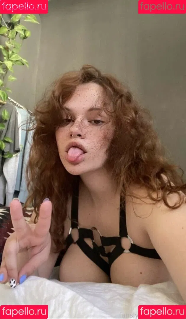 SofiaPika Onlyfans Photo Gallery 