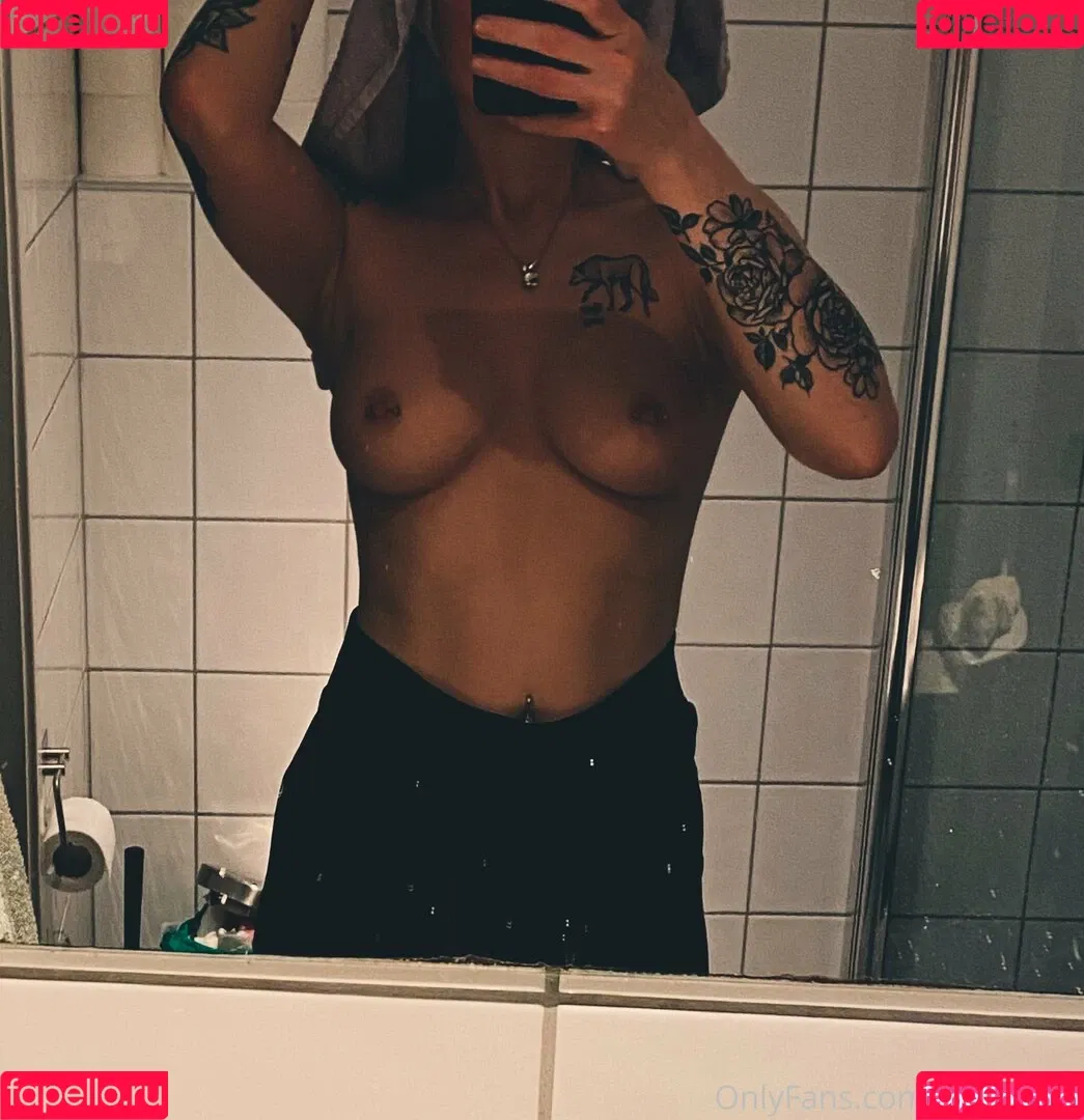 izzy_2505 Onlyfans Photo Gallery 