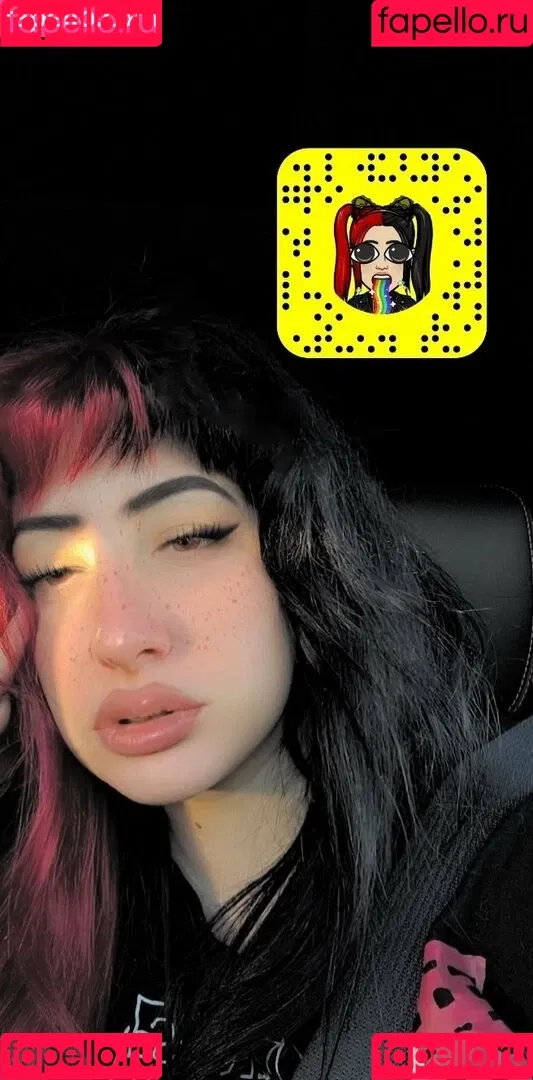 poppycarmine Onlyfans Photo Gallery 