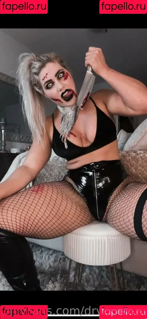 Dr Colette Larsen Onlyfans Photo Gallery 