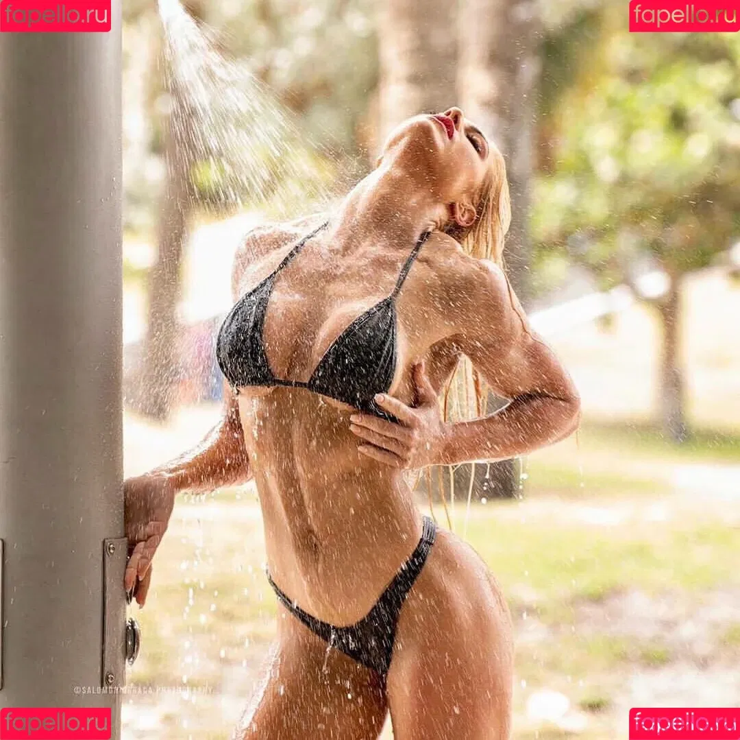 Dr Colette Larsen Onlyfans Photo Gallery 
