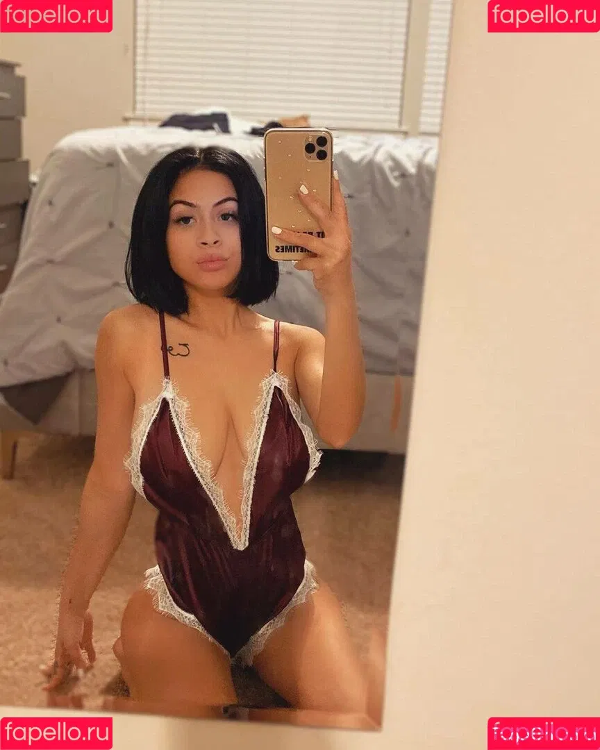 kaylinaeileennn Onlyfans Photo Gallery 