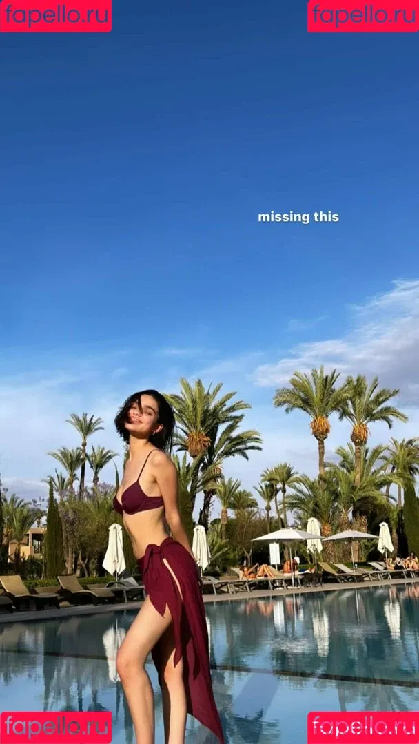 Rachel Zegler Onlyfans Photo Gallery 