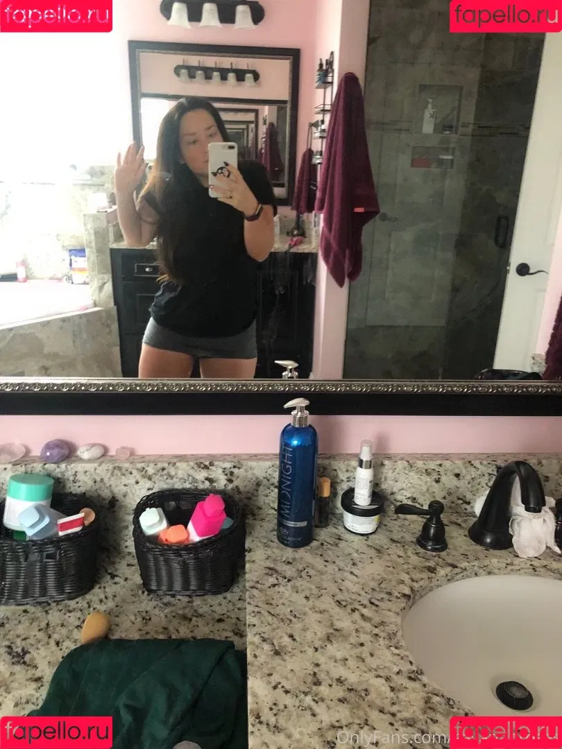 Savannah Roses Onlyfans Photo Gallery 