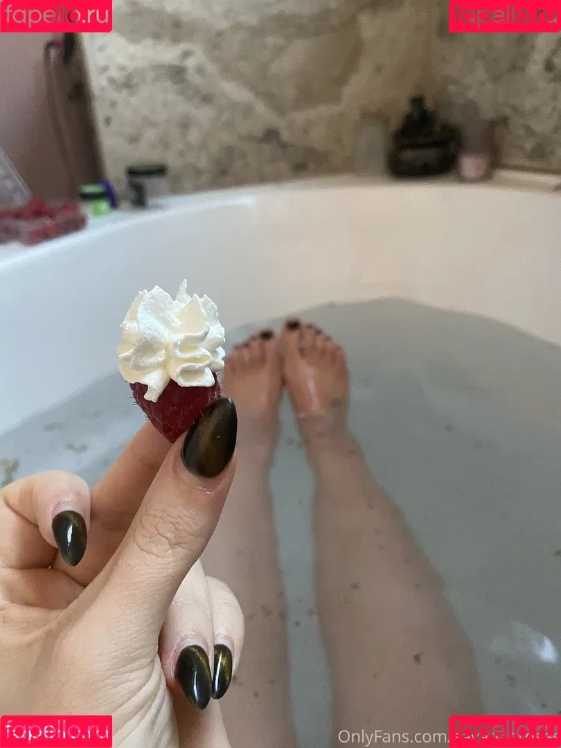Savannah Roses Onlyfans Photo Gallery 