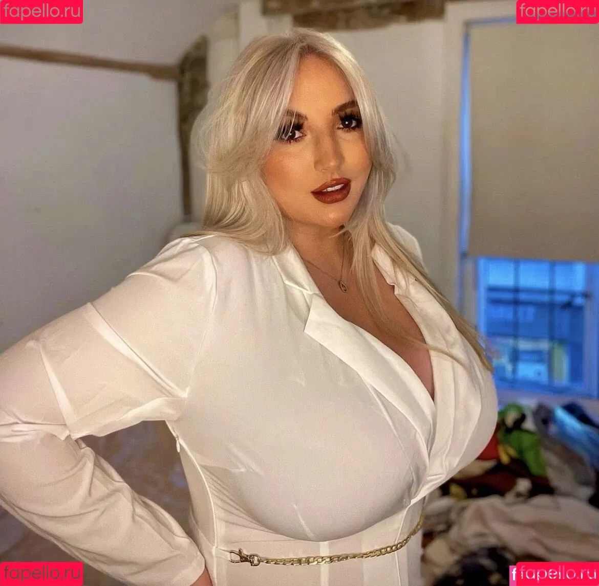 Shona Colson Onlyfans Photo Gallery 