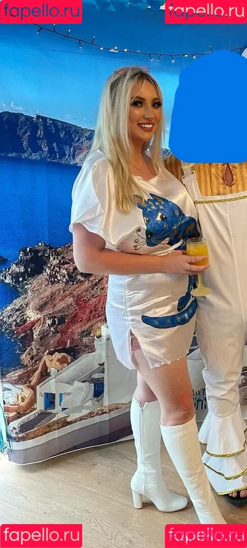 Shona Colson Onlyfans Photo Gallery 