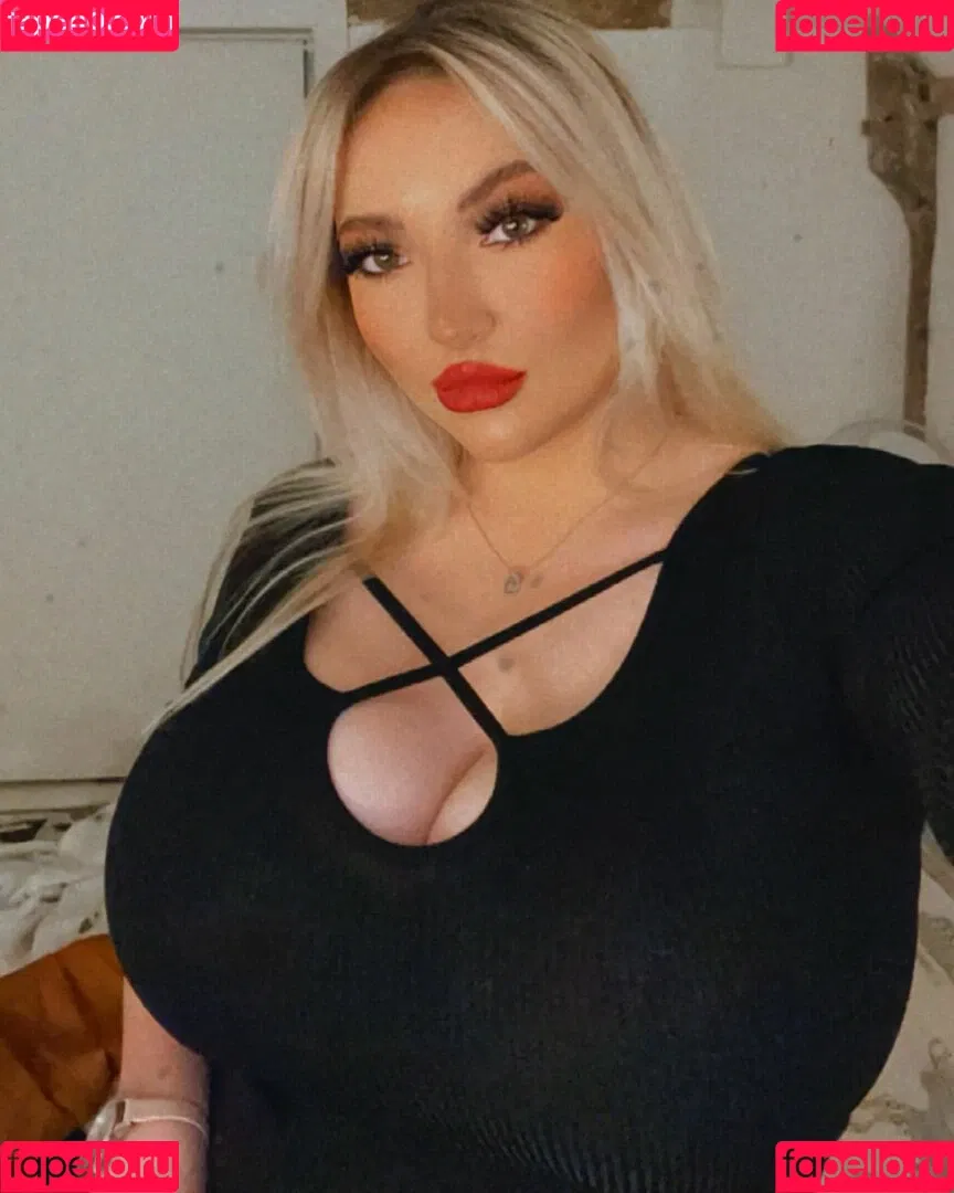Shona Colson Onlyfans Photo Gallery 