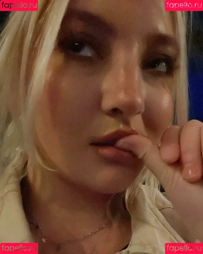 Shona Colson Onlyfans Photo Gallery 
