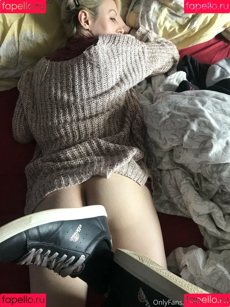lisa69xxx Onlyfans Photo Gallery 