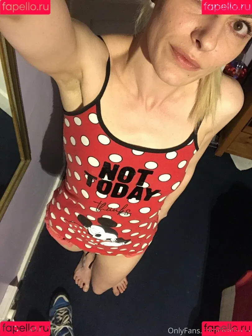lisa69xxx Onlyfans Photo Gallery 