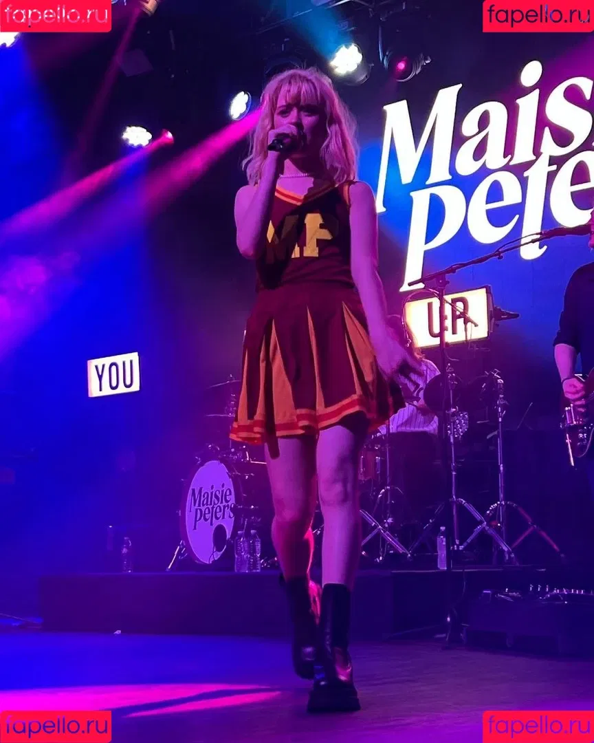 Maisie Peters Onlyfans Photo Gallery 