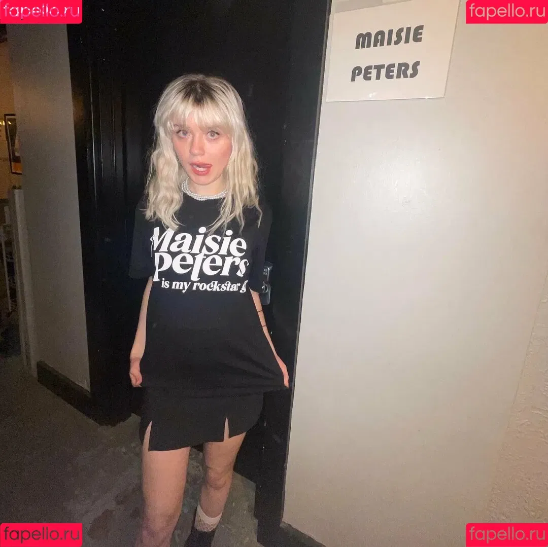 Maisie Peters Onlyfans Photo Gallery 