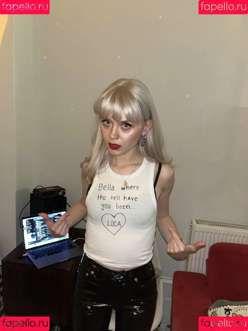 Maisie Peters Onlyfans Photo Gallery 
