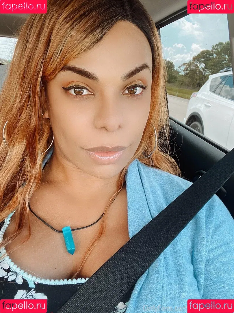 sashastrokes Onlyfans Photo Gallery 