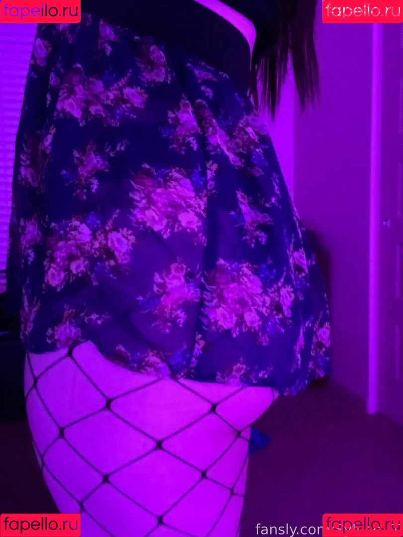 SylveeVT Onlyfans Photo Gallery 