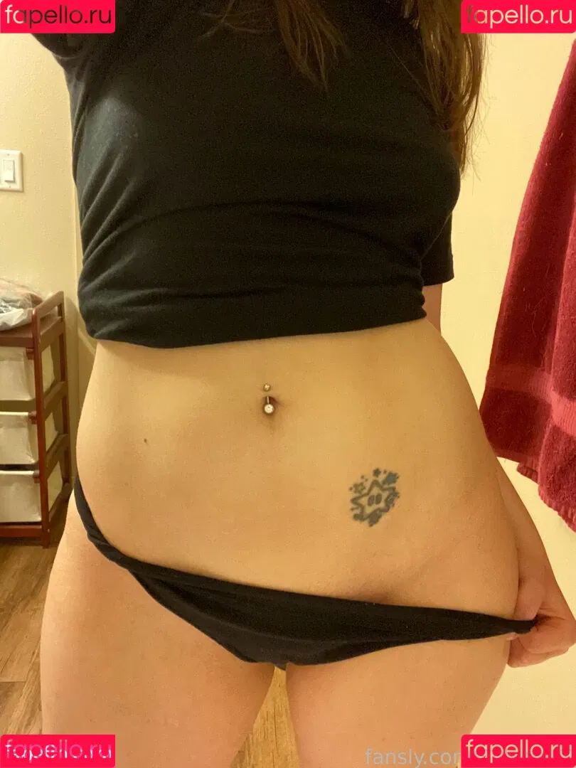 SylveeVT Onlyfans Photo Gallery 
