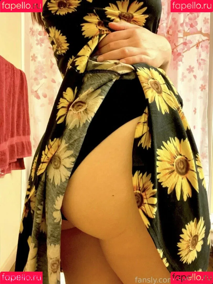 SylveeVT Onlyfans Photo Gallery 