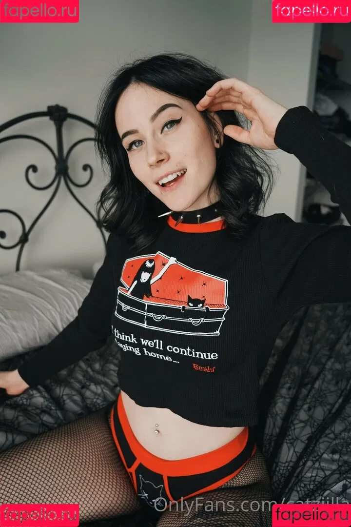 Catziilla Onlyfans Photo Gallery 