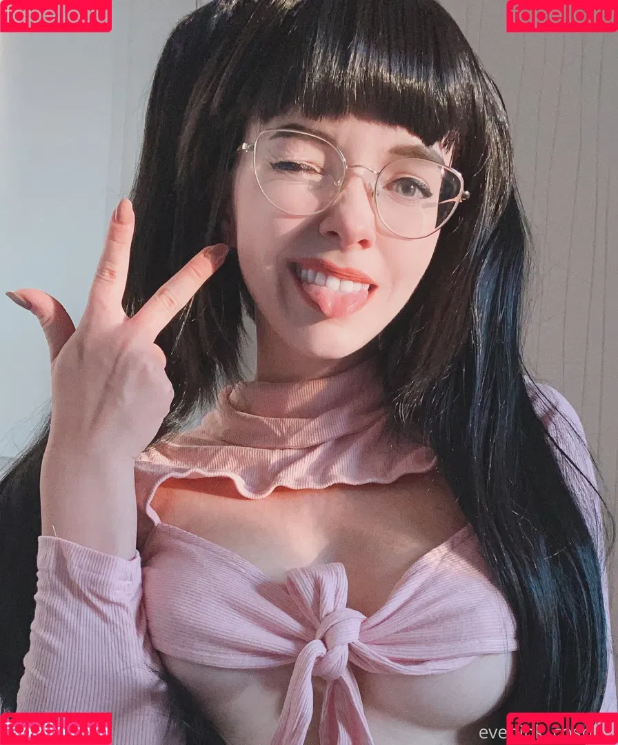 Evenink Cosplay Onlyfans Photo Gallery 