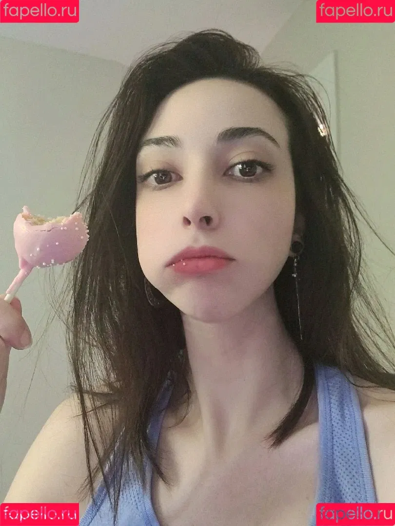 Drellatsun Onlyfans Photo Gallery 