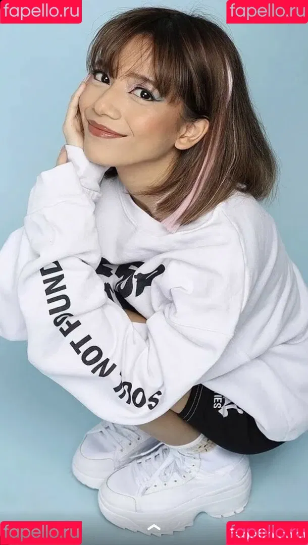 Eevee Enara Onlyfans Photo Gallery 