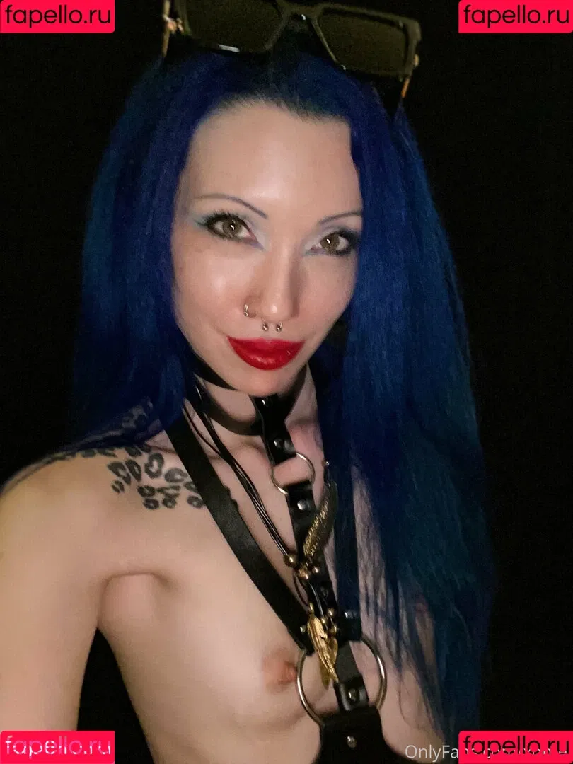 xomel Onlyfans Photo Gallery 