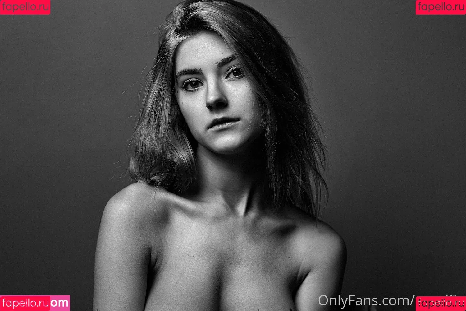 EvaElfie Onlyfans Photo Gallery 