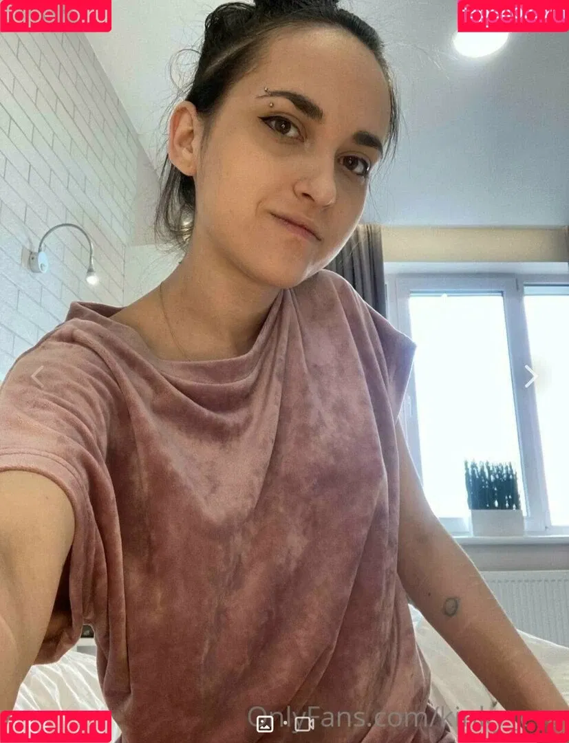 EvaElfie Onlyfans Photo Gallery 