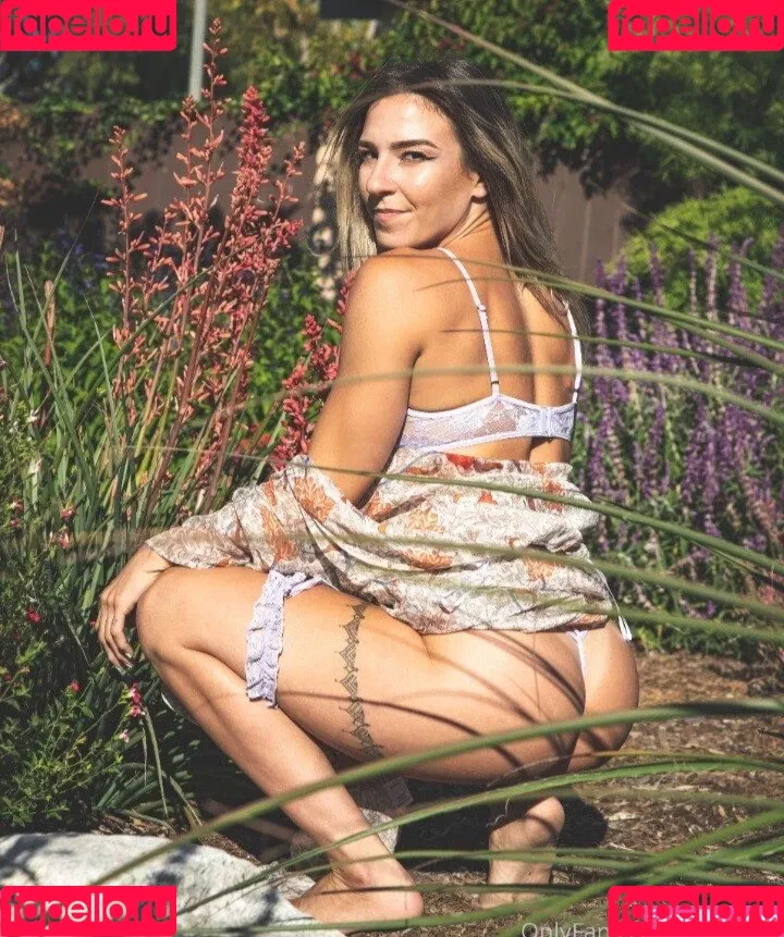 Pati Fontes Onlyfans Photo Gallery 