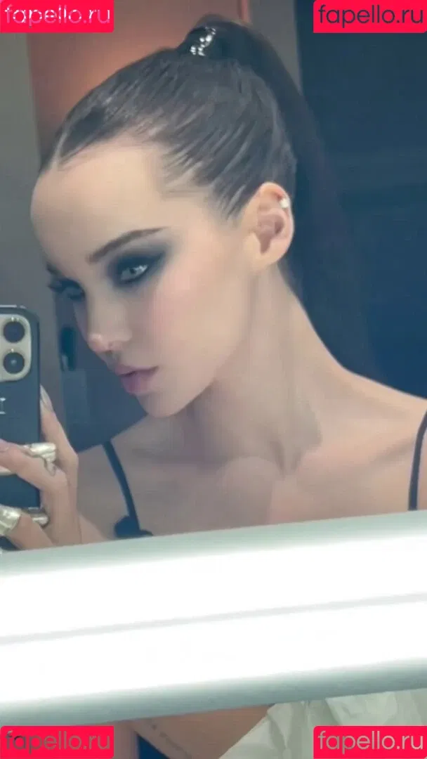 Dove Cameron Onlyfans Photo Gallery 